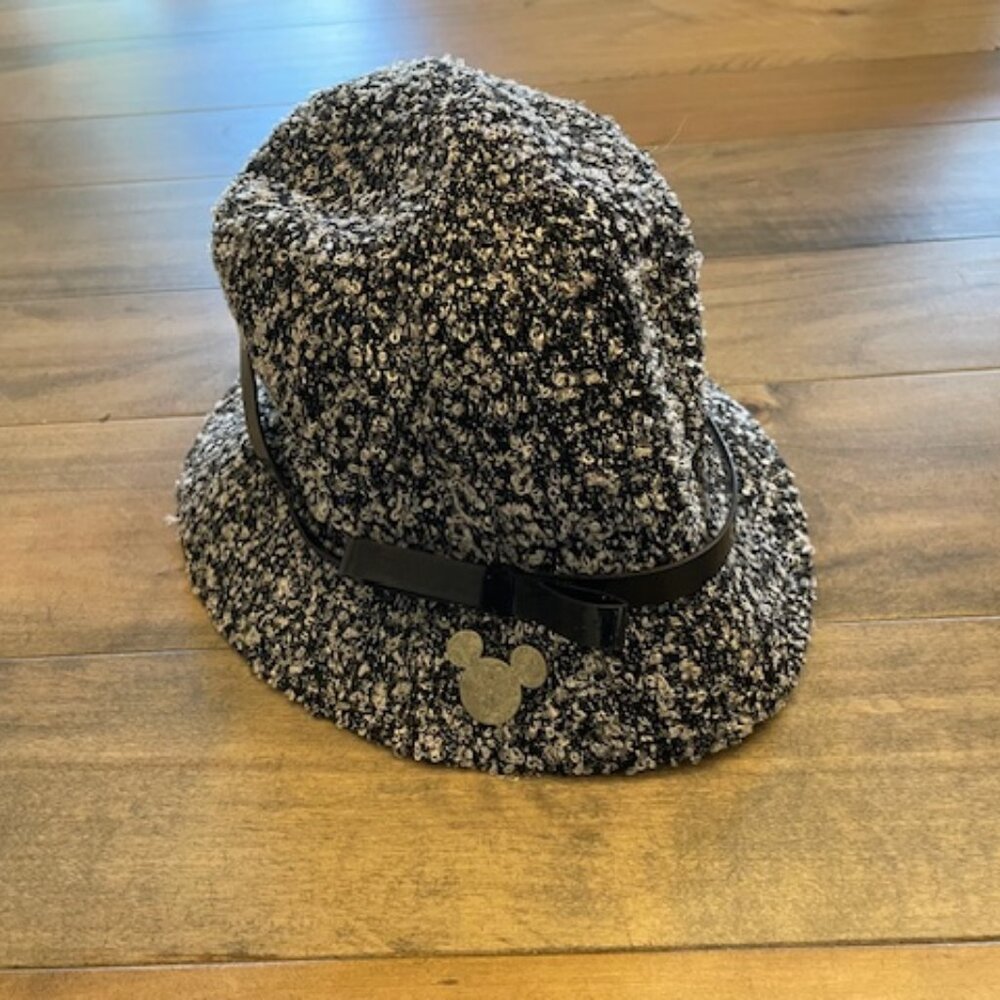 Disney Parks Retro Tweed Adult Size Black &White tweed Bucket hat w/ Disney logo